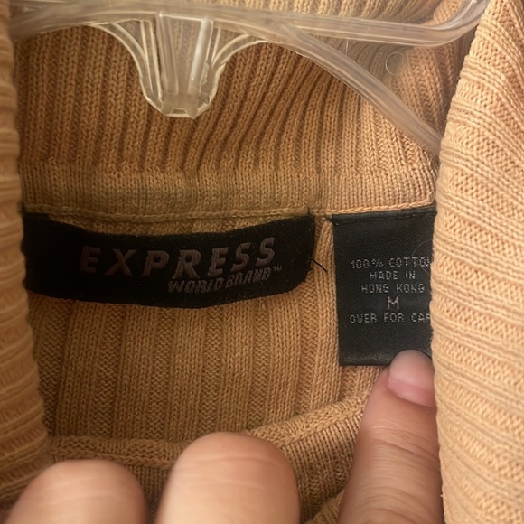 Express camel colored ribbed  sleeveless turtleneck size medium 100% cotton - Picture 3 of 3